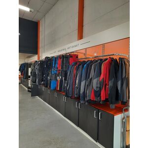 Int&eacute;rieur magasin 11